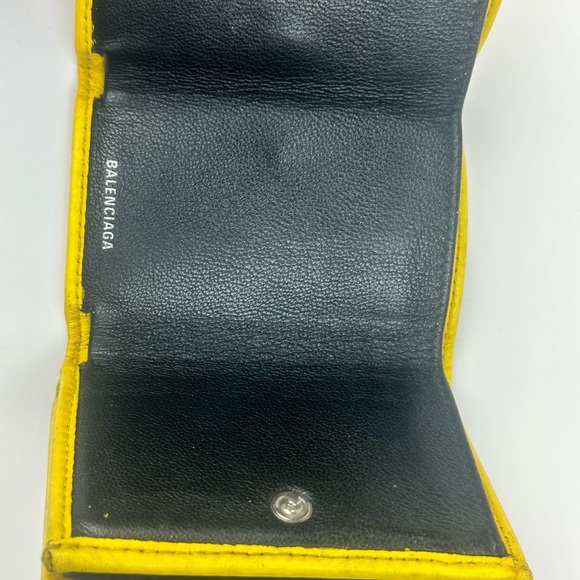 Balenciaga Wallet Yellow - Picture 7 of 7